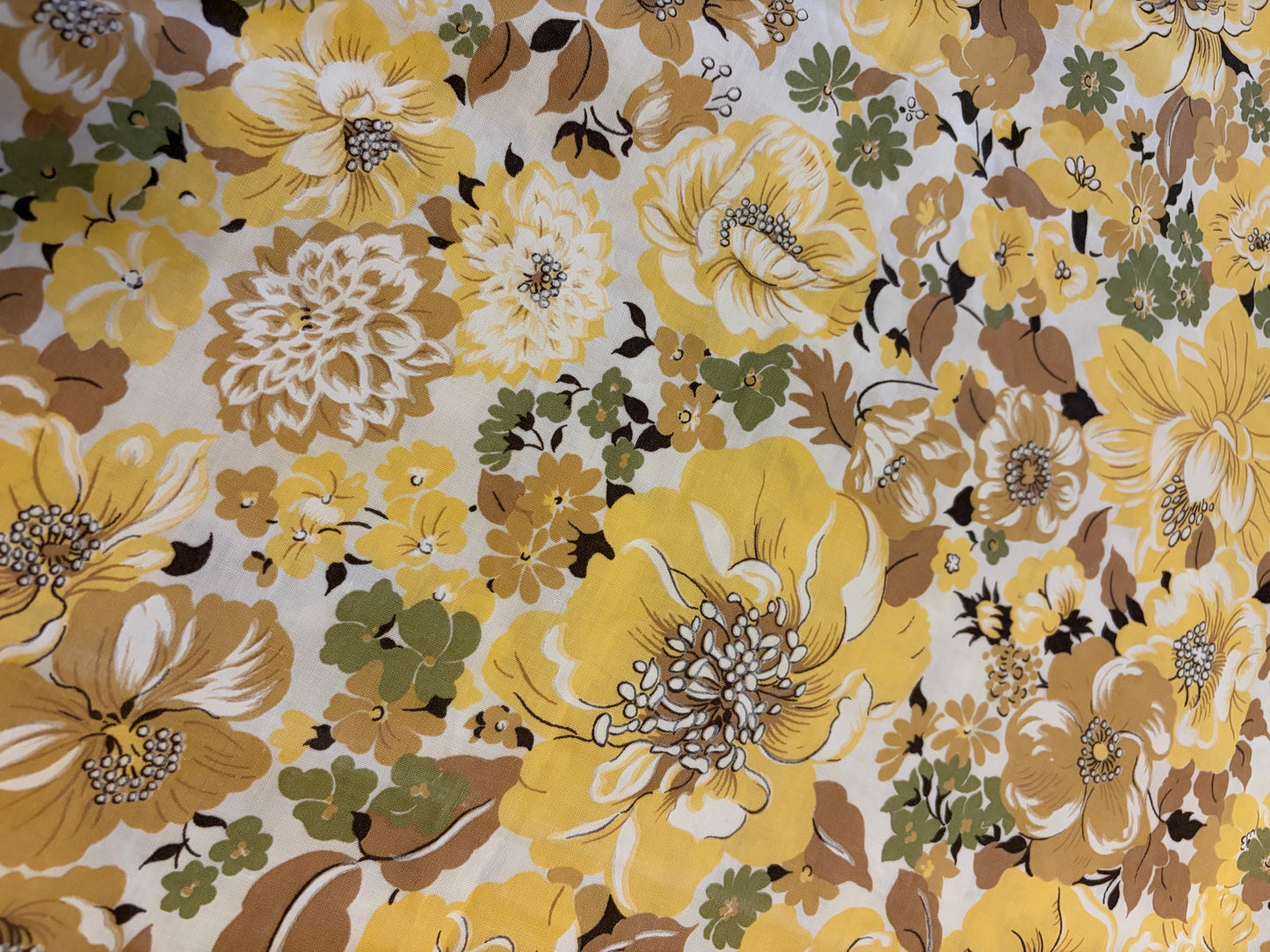 Vintage yellow / brown mix
